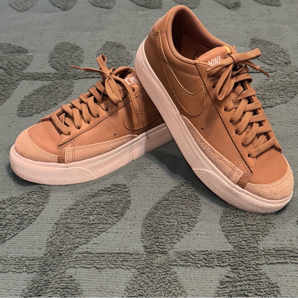 Nike Used- Great Shape